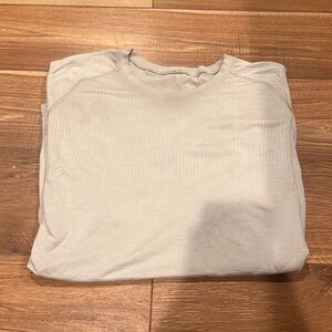 Mens lululemon t-shirt